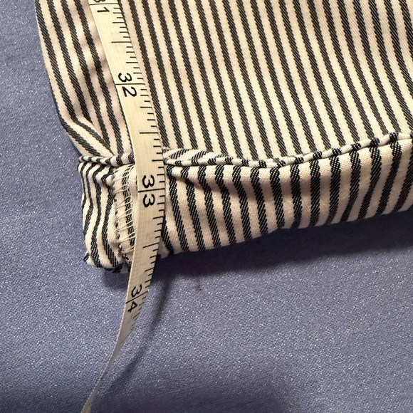 GAP Blue and White Girlfriend Khaki Relaxed Fit - Picture 4 of 7